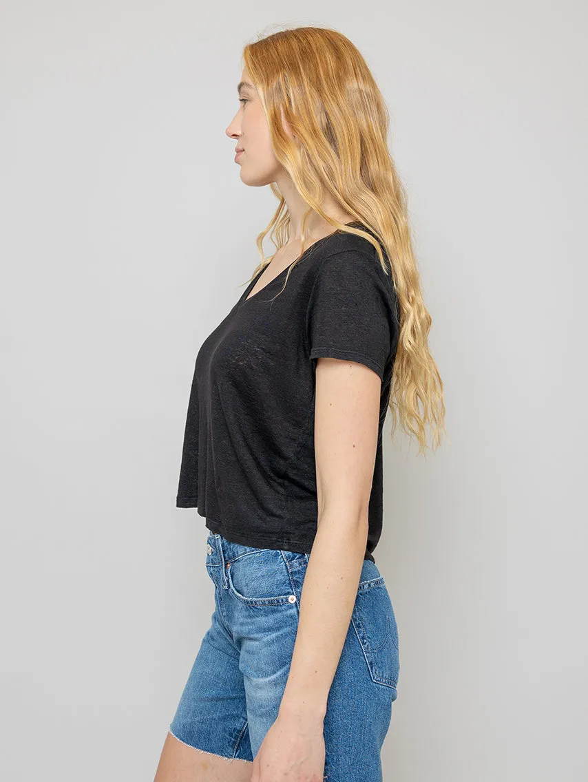 Amber Linen Short Sleeve V-Neck Tee - Black