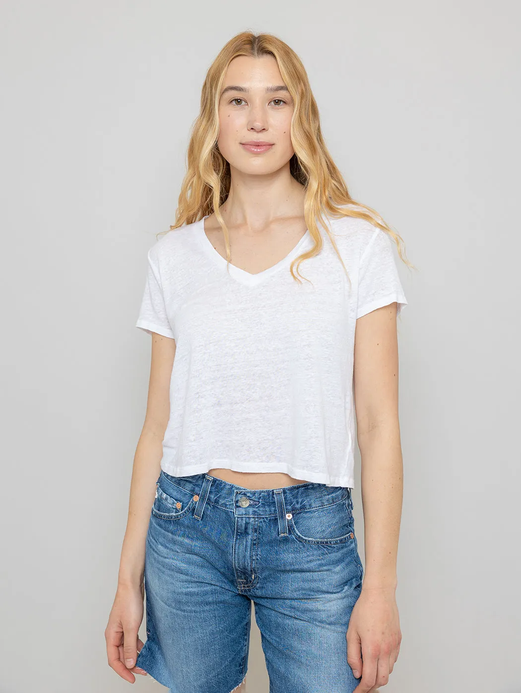 Amber Linen Short Sleeve V-Neck Tee -  White