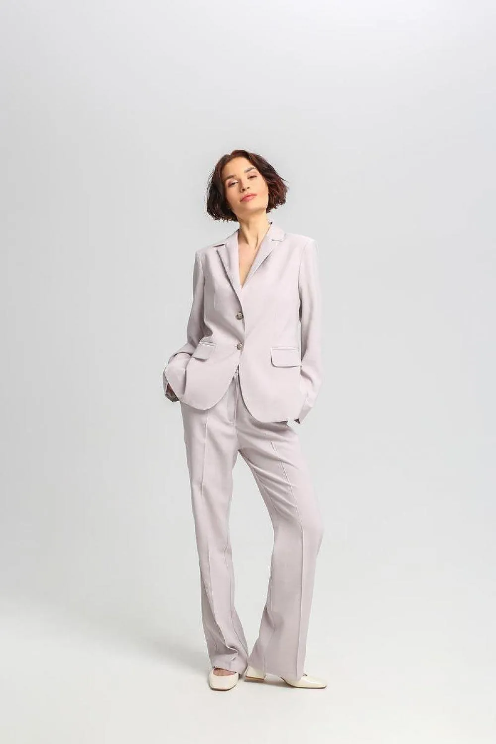 Chic Silk-Blend Women's Trousers for Effortless Elegance