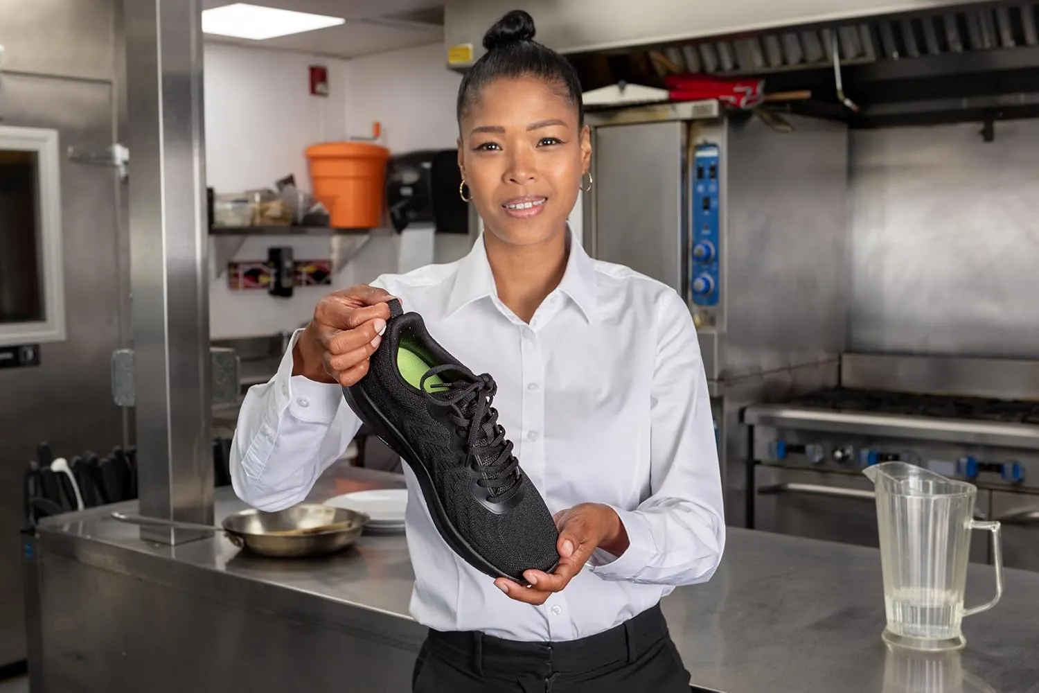 GEERX Belle Non-Slip Work Safety Sneakers Slip Resistant Shoes for Women Slip On Nursing Kitchen Chef Shoes Food Service Shoes Zapatos de Trabajo Antideslizante
