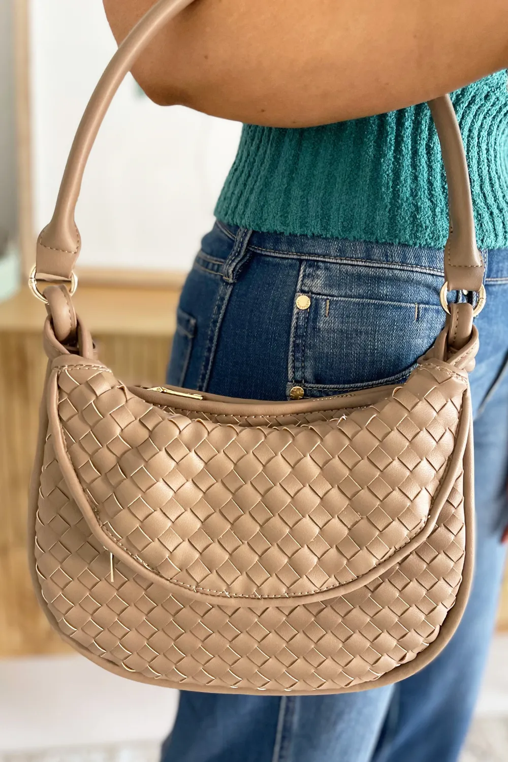 Kaylor Woven Crossbody w/ Pouch