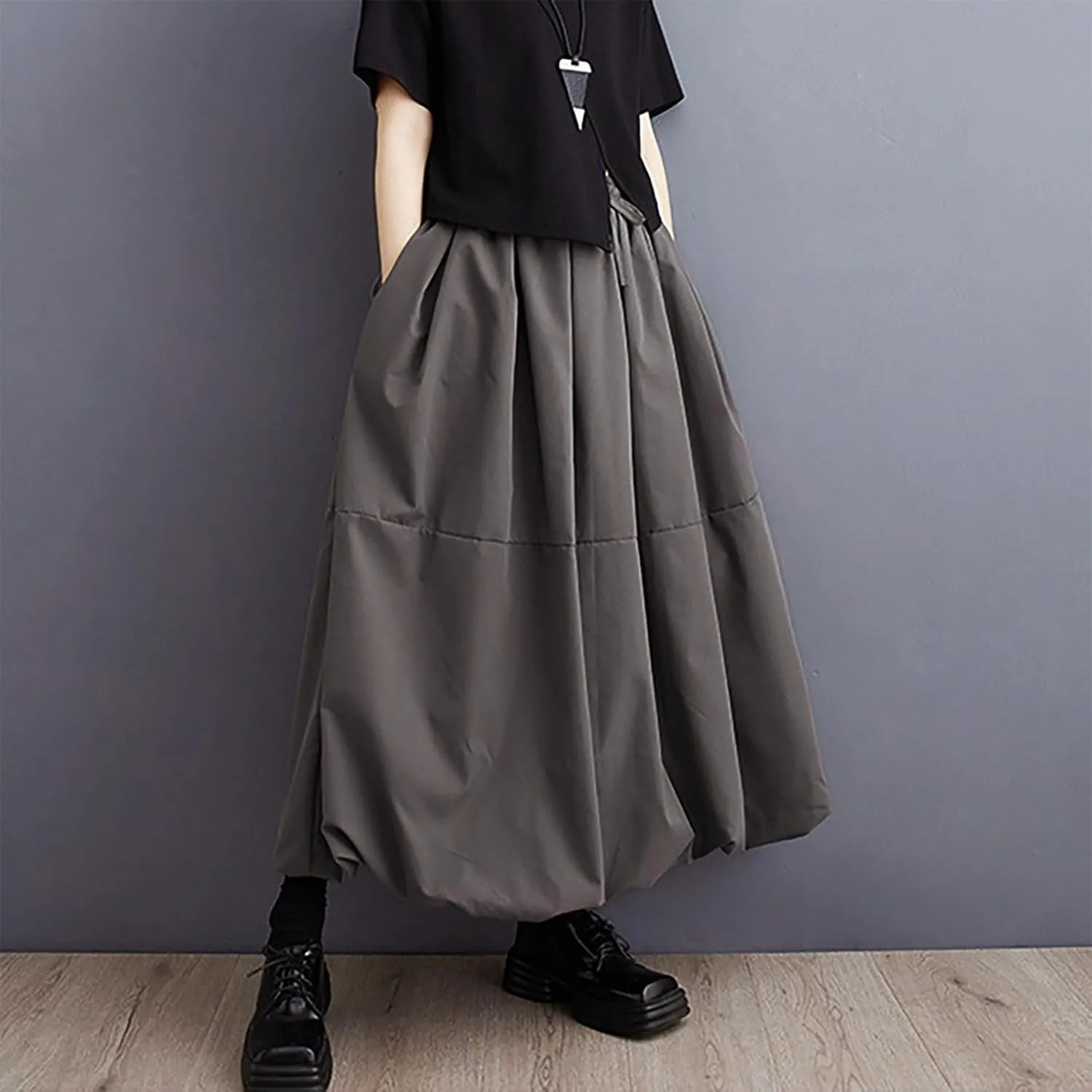 Oplxuo Y2K Bubble Maxi Skirts for Women A Line Long Pleated Casual Fall Skirts Elastic Waist Balloon Midi Skirt with Pockets