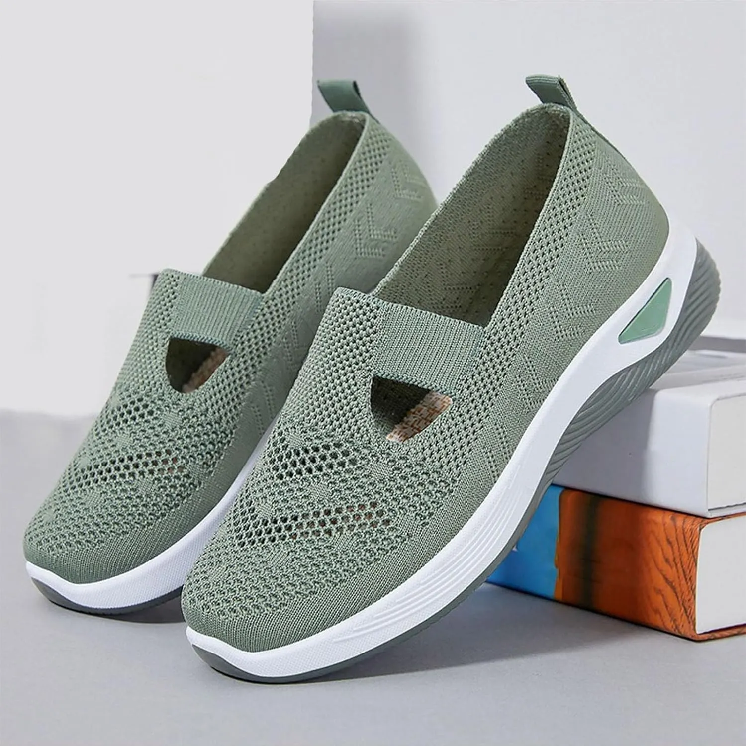 Slip On Orthopedic Shoes for Women Arch Support Non Slip Walking Sneakers Breathable Memory Foam Diabetic Shoes
