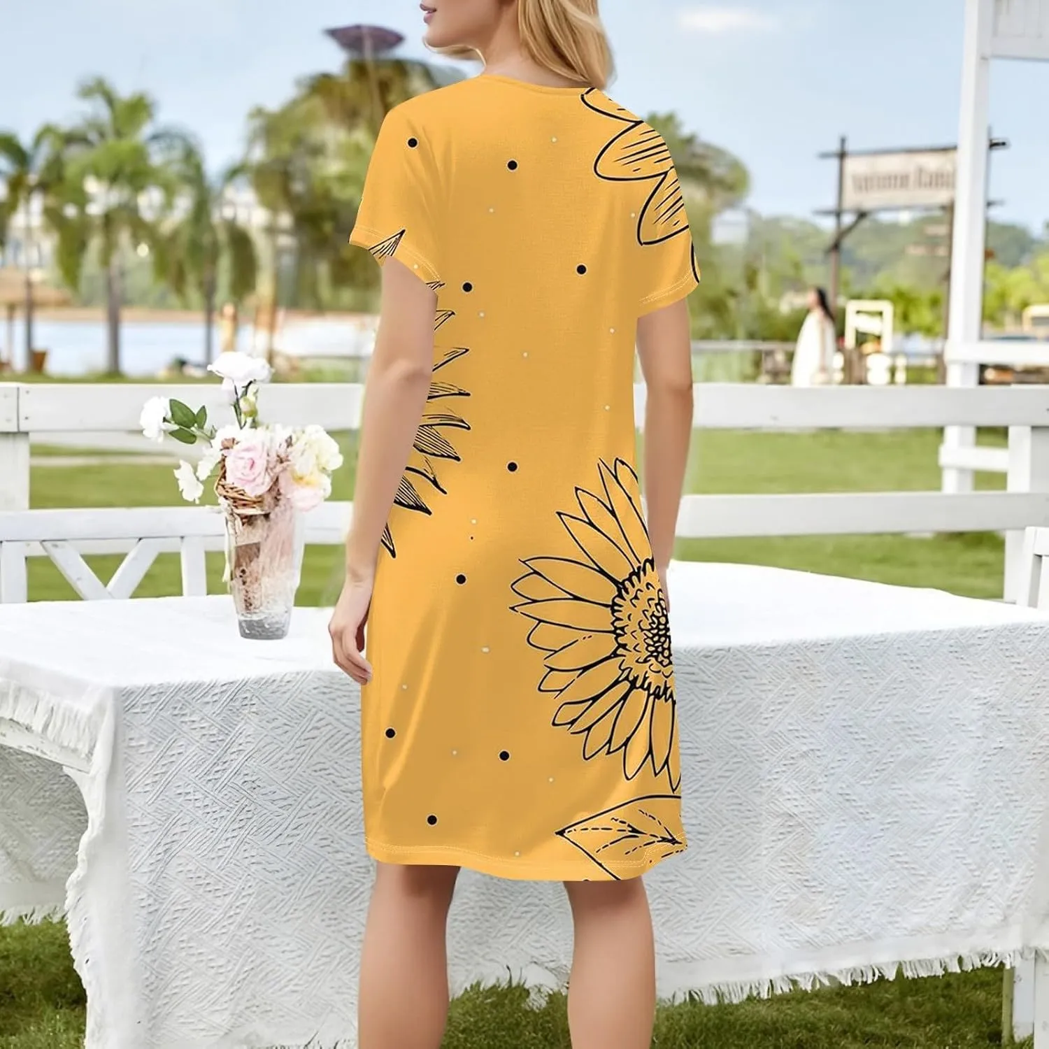 Summer Dress T-Shirt Dress Short Sleeve Square Neck Plus Size Dresses for Curvy Women Fashion Mini Dress with Pockets