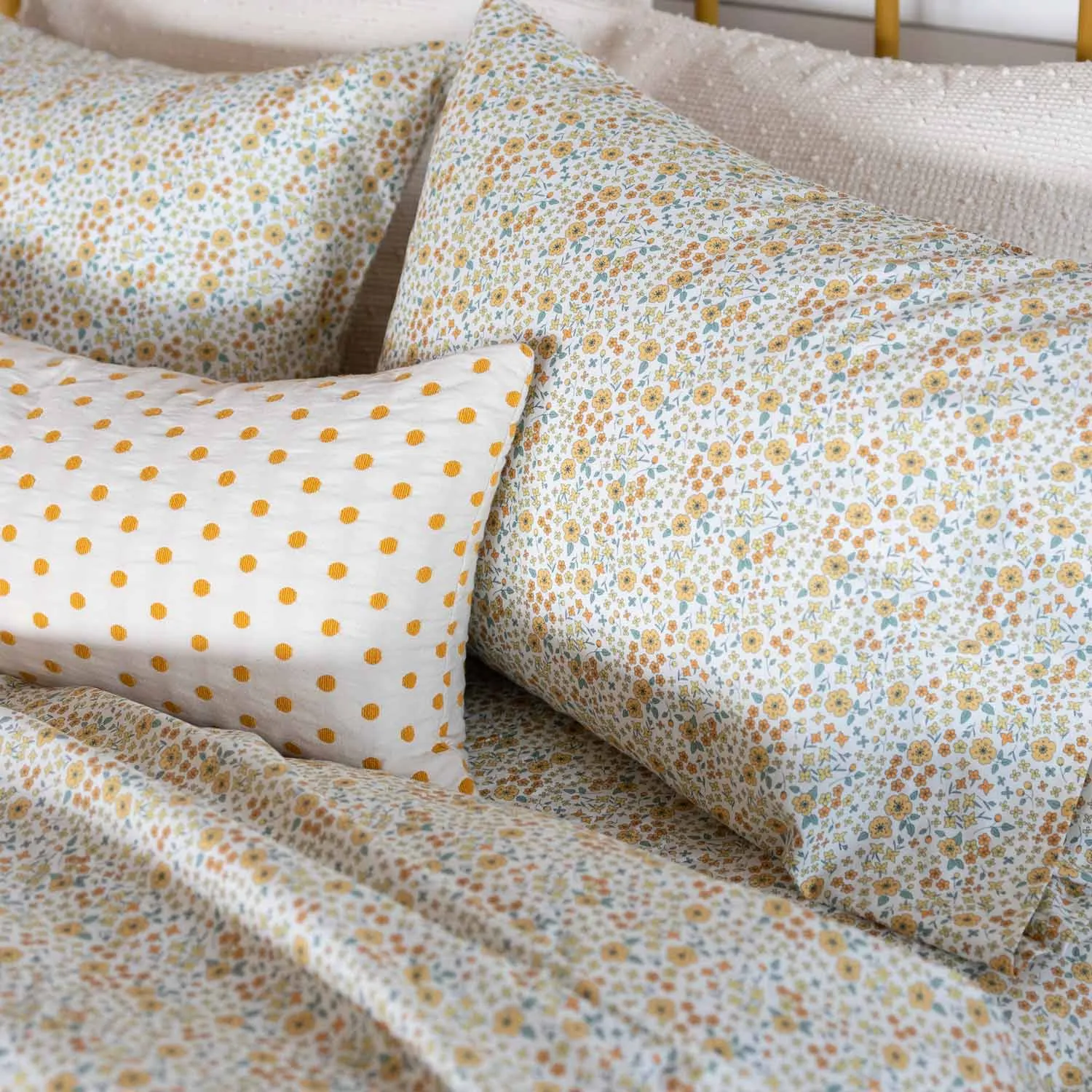 Wallowa Floral Pillow Case Set