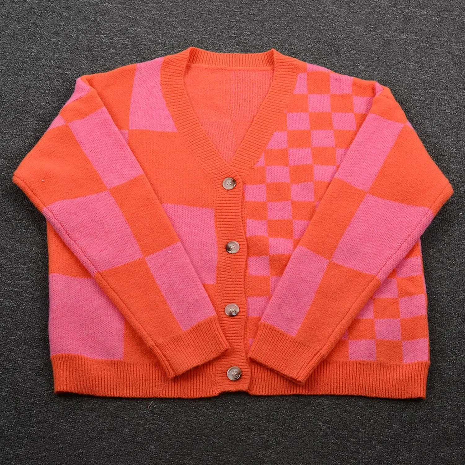 Women's Checkered Cardigan Long Sleeve V Neck Button Down Lightweight Cropped Sweaters Casual Soft Knitted Outerwear